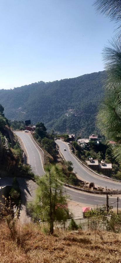 2Bhk Furnished Apartment/Near Kasauli/Barog/Luv Fun & Adventure Solan Bagian luar foto