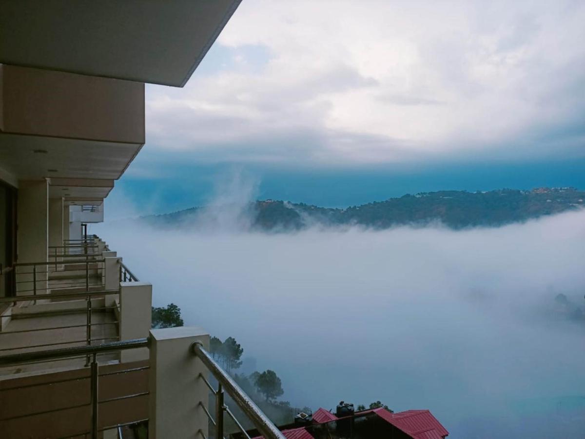 2Bhk Furnished Apartment/Near Kasauli/Barog/Luv Fun & Adventure Solan Bagian luar foto