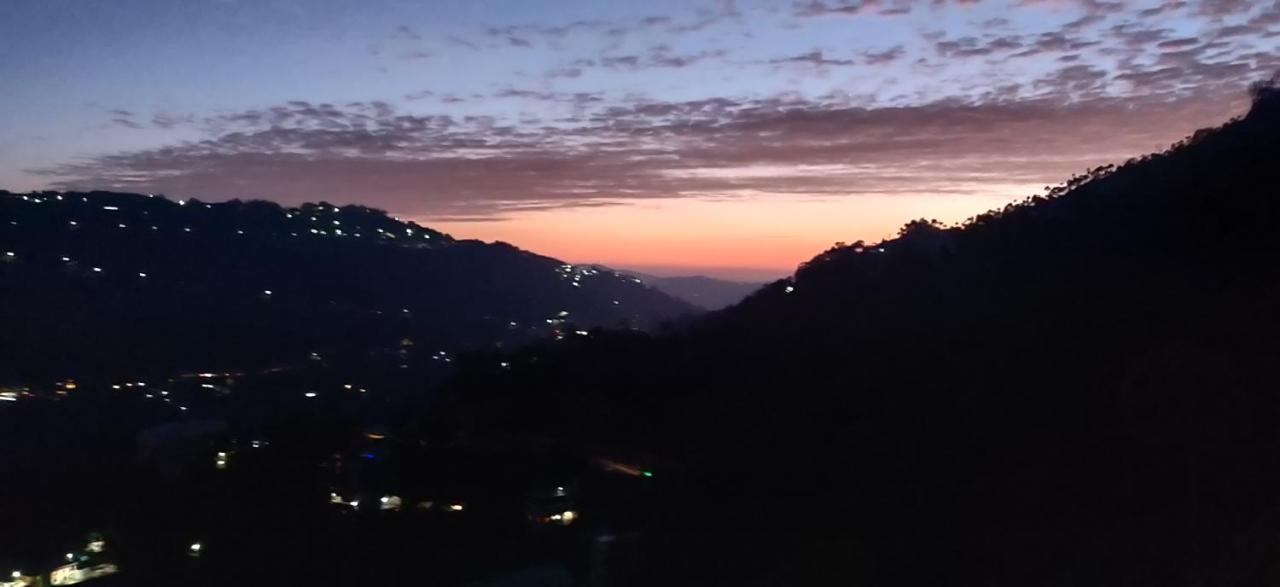 2Bhk Furnished Apartment/Near Kasauli/Barog/Luv Fun & Adventure Solan Bagian luar foto