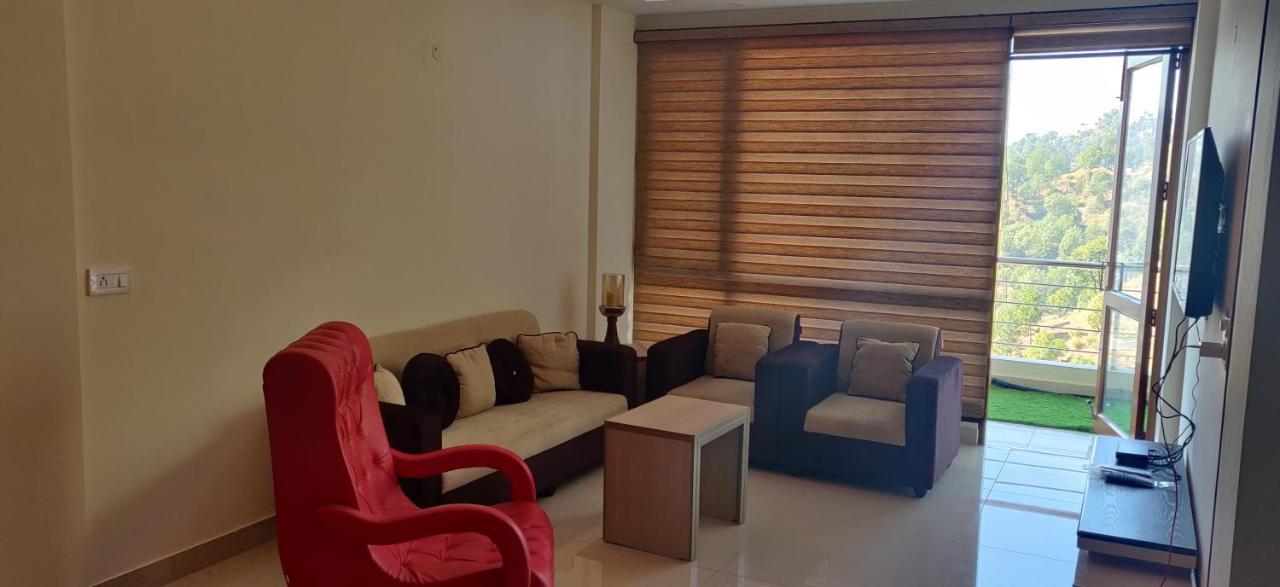 2Bhk Furnished Apartment/Near Kasauli/Barog/Luv Fun & Adventure Solan Bagian luar foto
